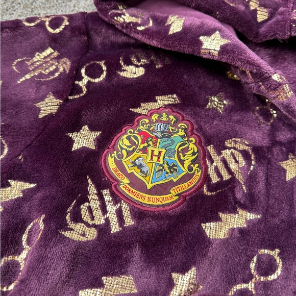 Harry Potter Lounge Robe - Picture 2 of 3